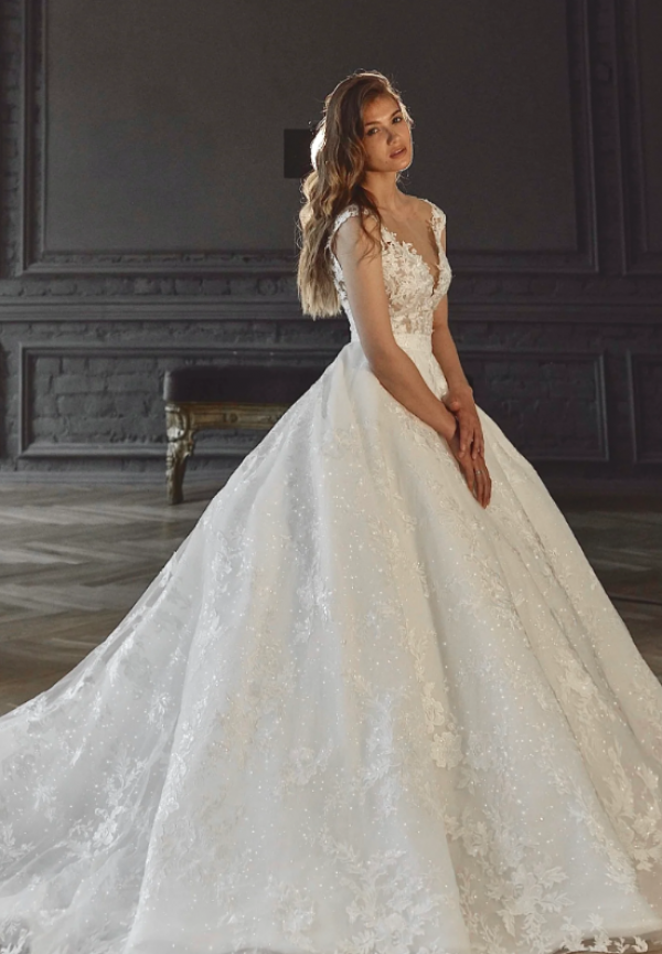 Gaun Ball Gown berpotongan princess